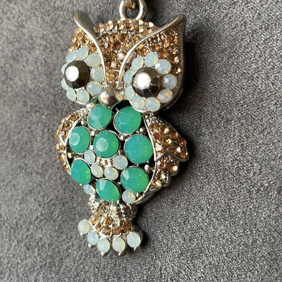Cara NY Owl Pendant Necklace - Picture 2 of 5